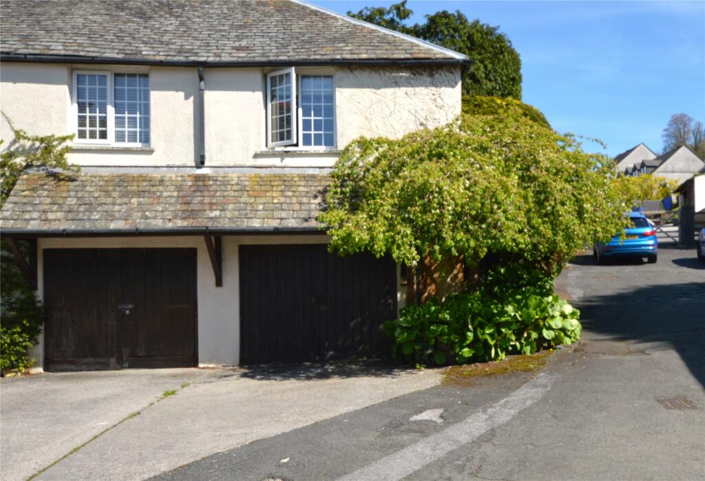 Driveway &amp; Garage