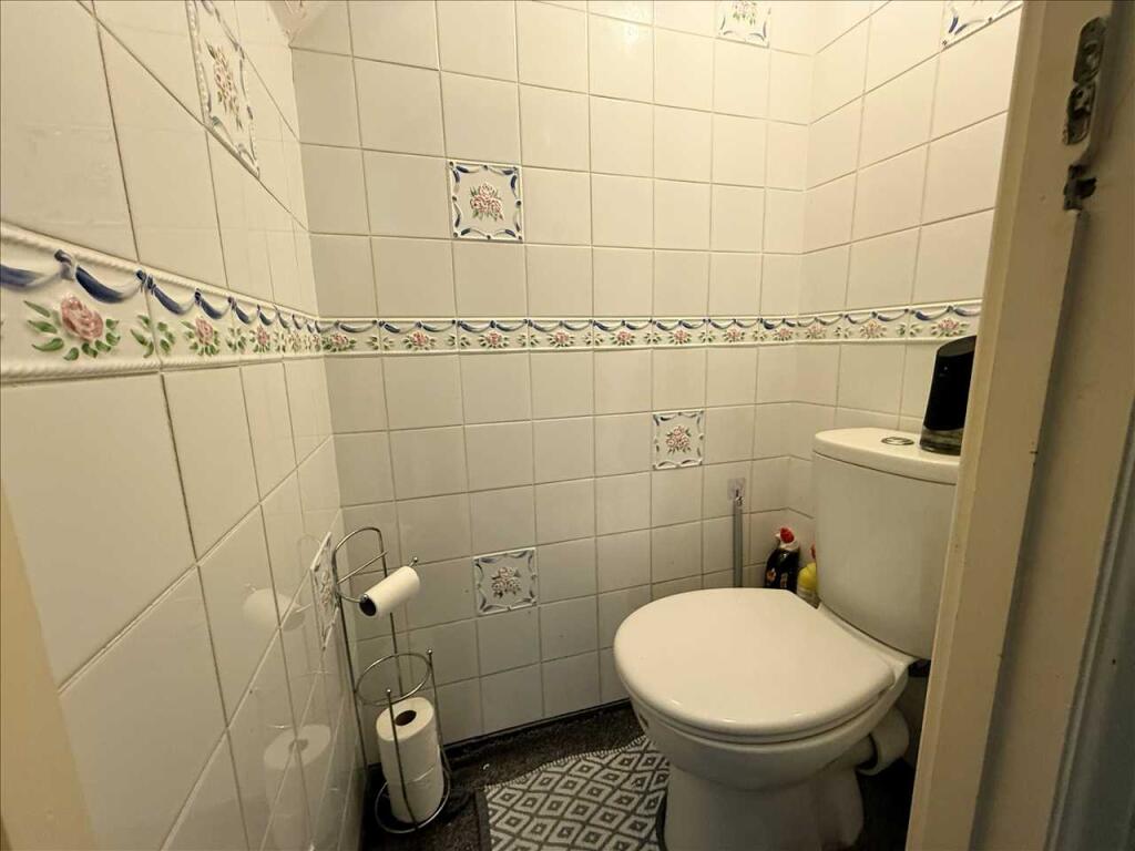 Ground Floor WC /
