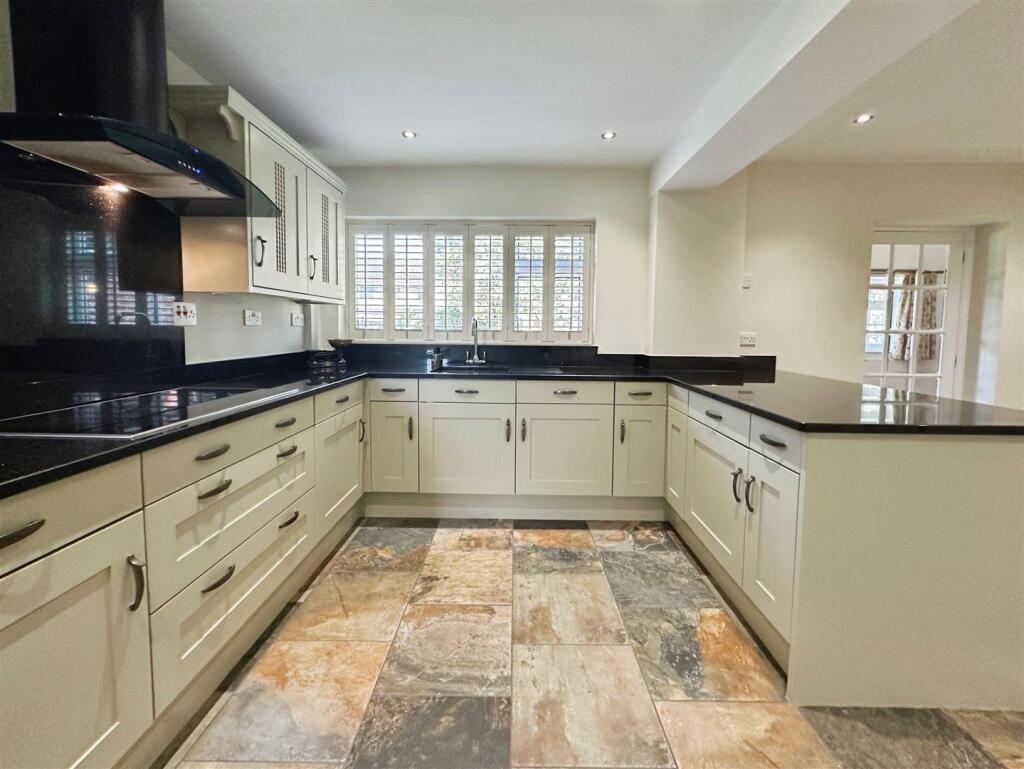 8d2790ff--40F1-B6F9-D68FB90542B1-12315-0000037A93B