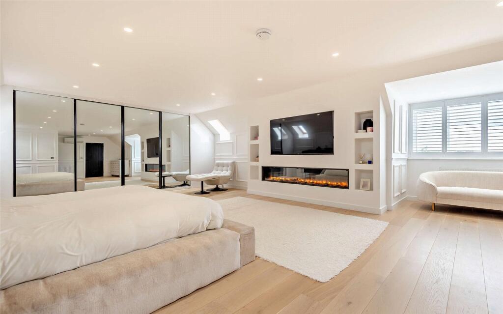 Principal Bedroom