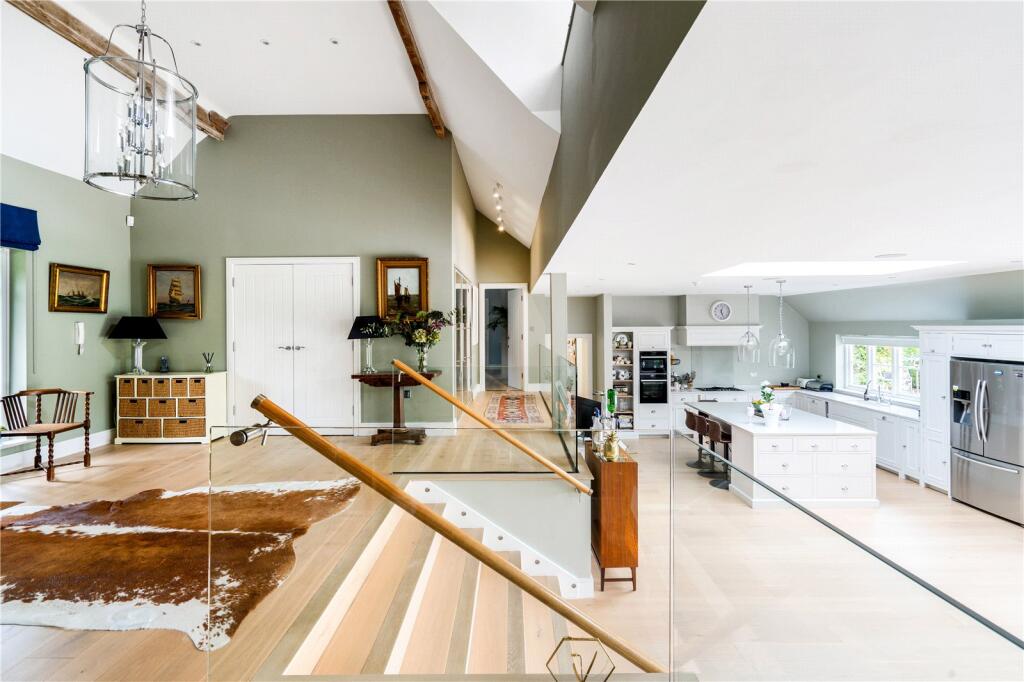 Steps To Kitchen