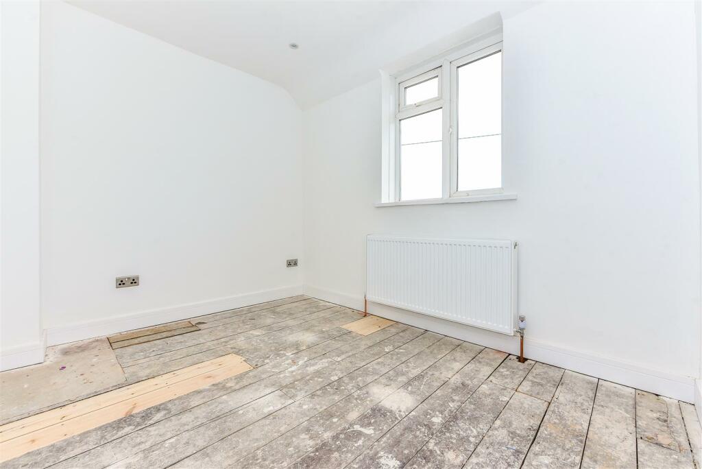 Bedroom.jpg