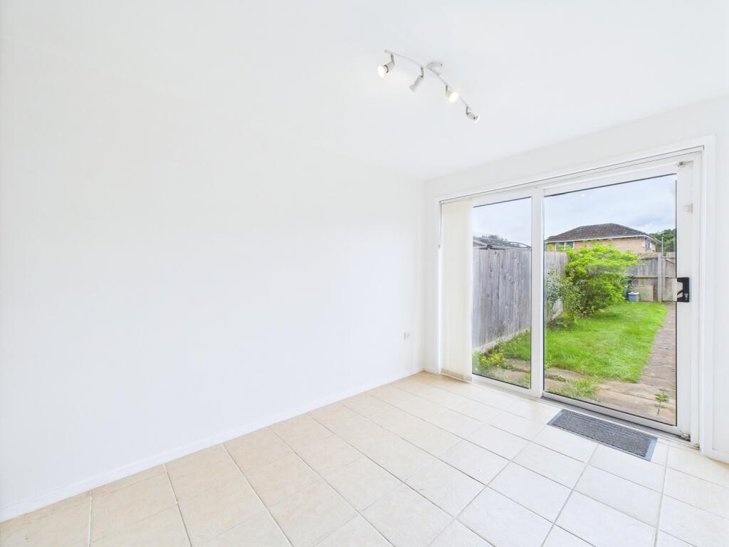 CAM01909G0-PR0377-STILL003 - Copy