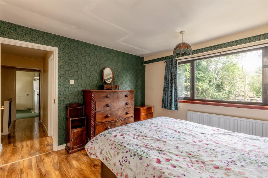 Langfield Close, Henbury Bed 1.jpg