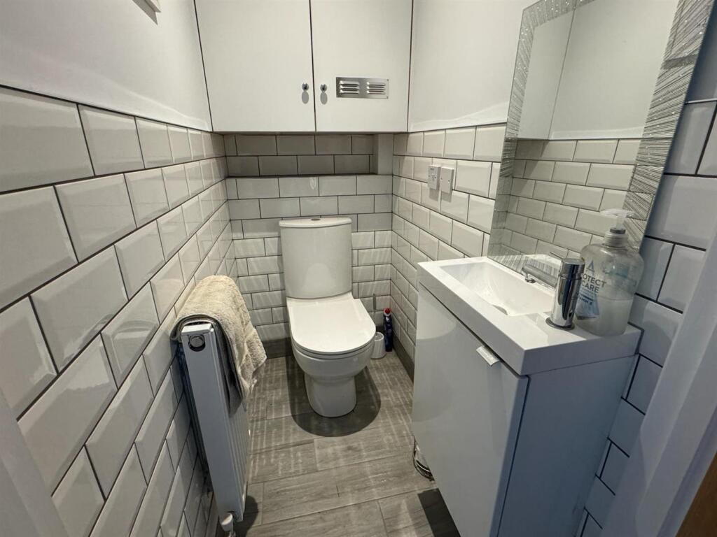 GROUND FLOOR WC