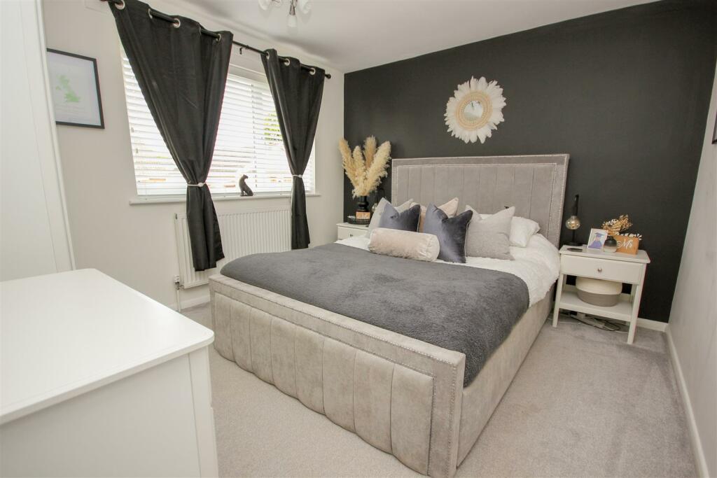 Master Bedroom.jpg