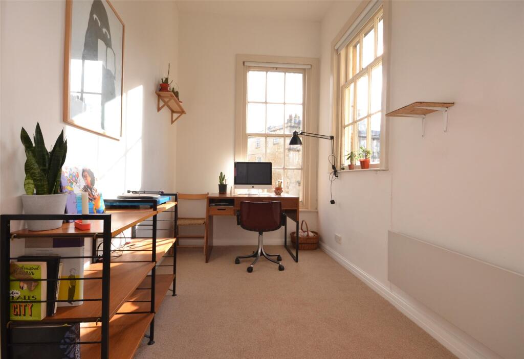 Bedroom two or study