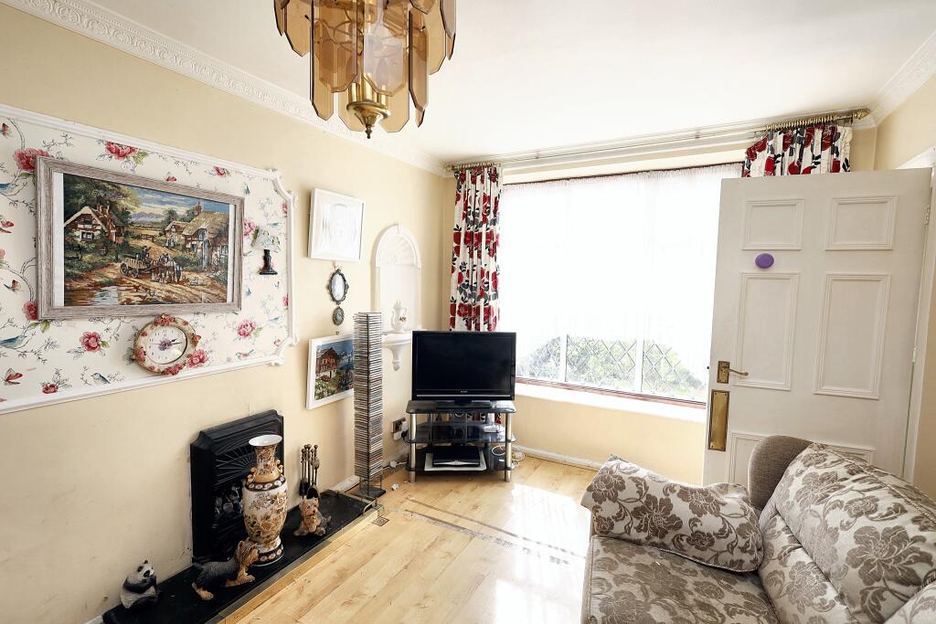 76 White Hart Lane, Romford, Essex, RM7 8JB