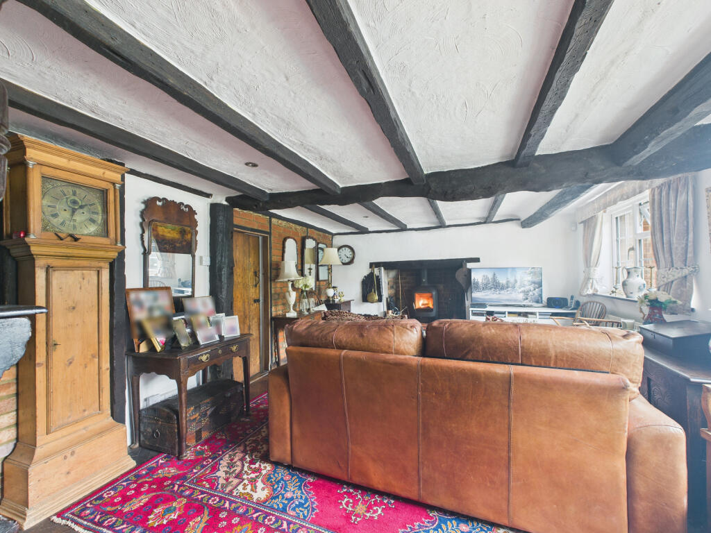 CAM02909G0-PR0488-STILL012