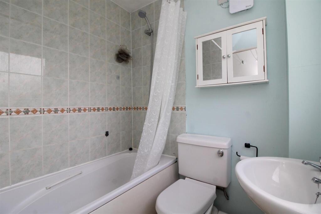 bathroom.JPG