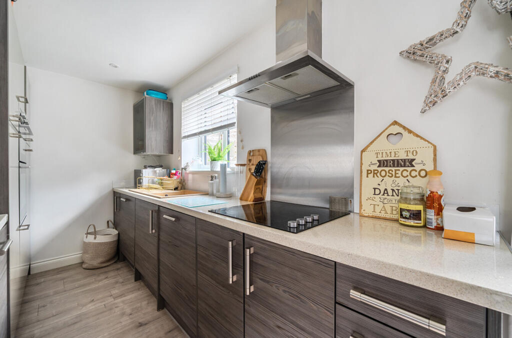 1383622-15-69246b...