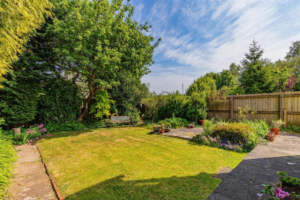 Highfield Road 5-2.jpg