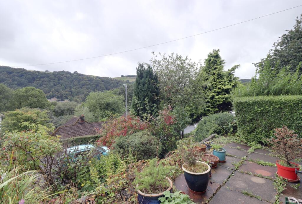 Front garden patio area
