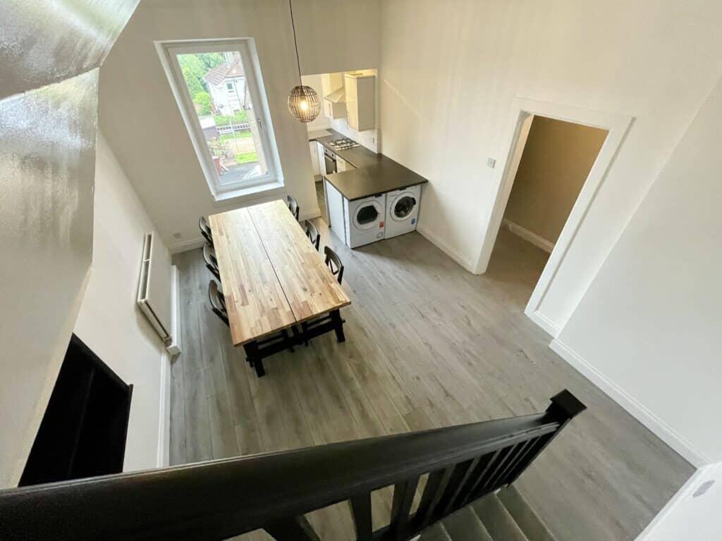 Lounge / Dining Kitchen