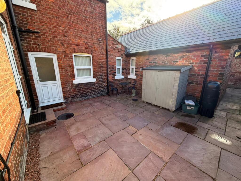 WhatsApp Image 2025-10-23 at 09.57.14_dcbae0e6.jpg