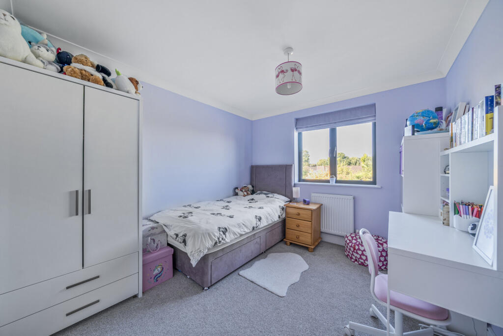 1346410-8-68bae7c...