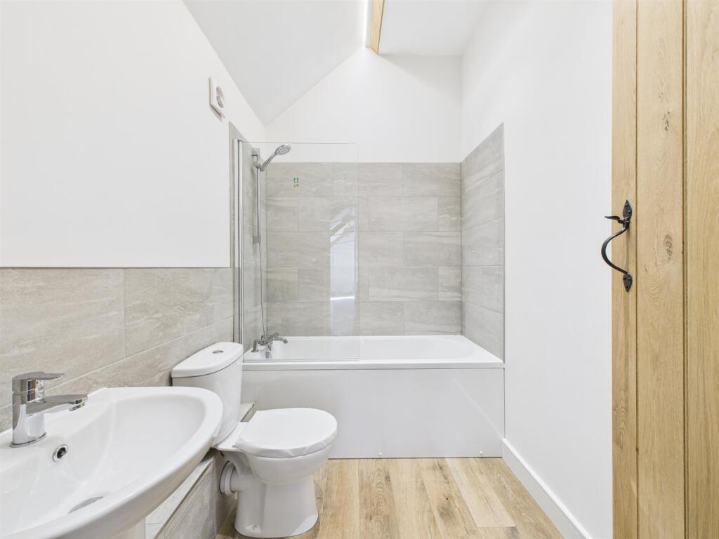 Well-Appointed Bathroom