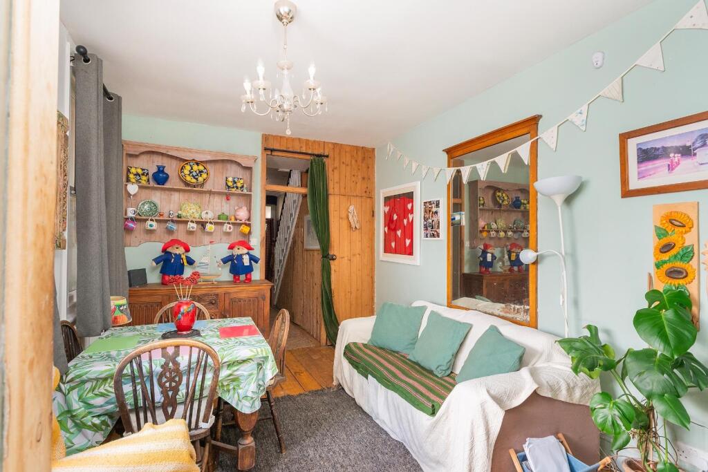 2S0RKE - Dining Room B.jpg