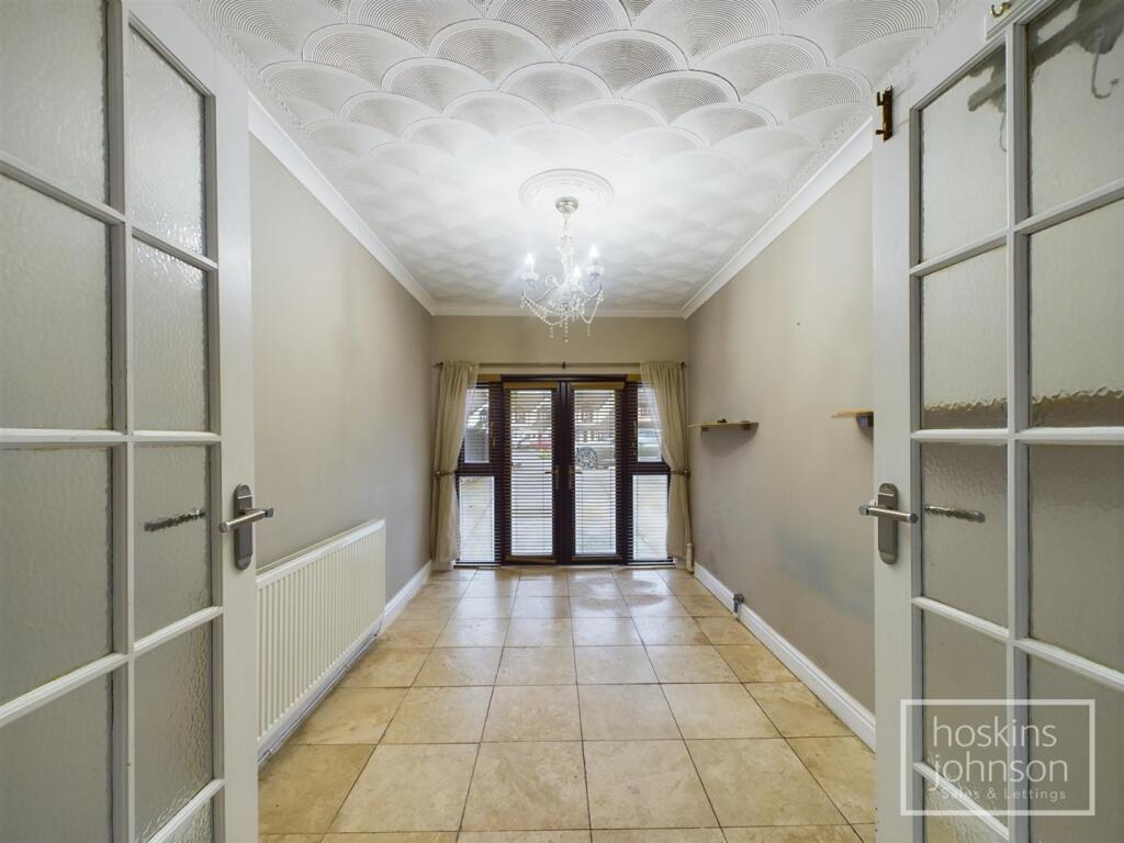 Living Room/Home Office