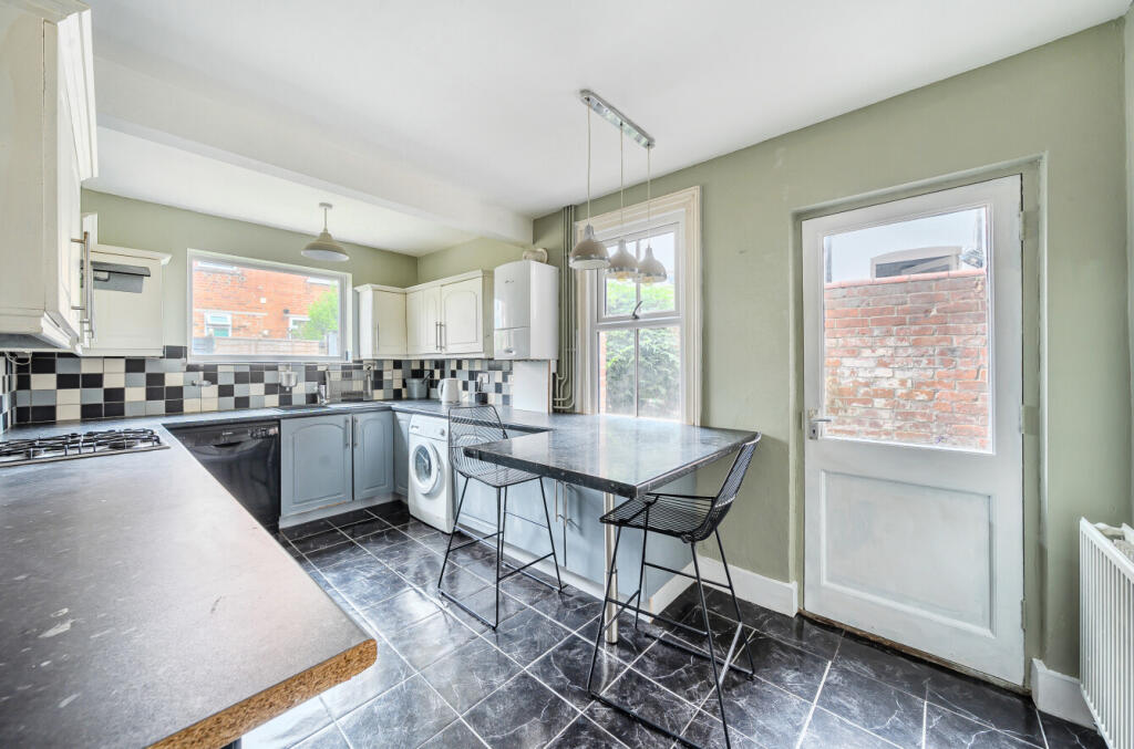 1316144-6-6876a8b...