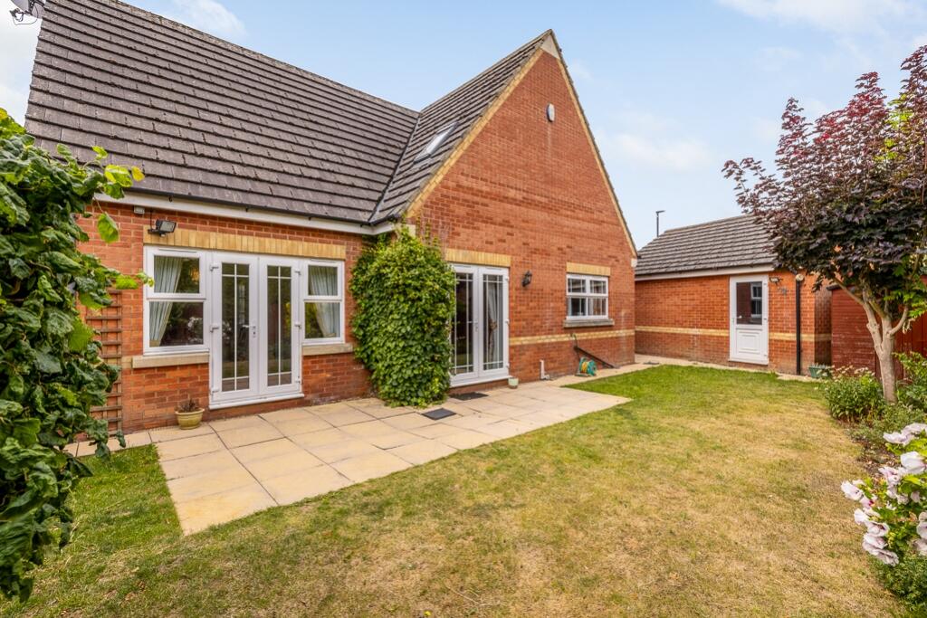 2 Sandstone Gardens (Spalding)-11
