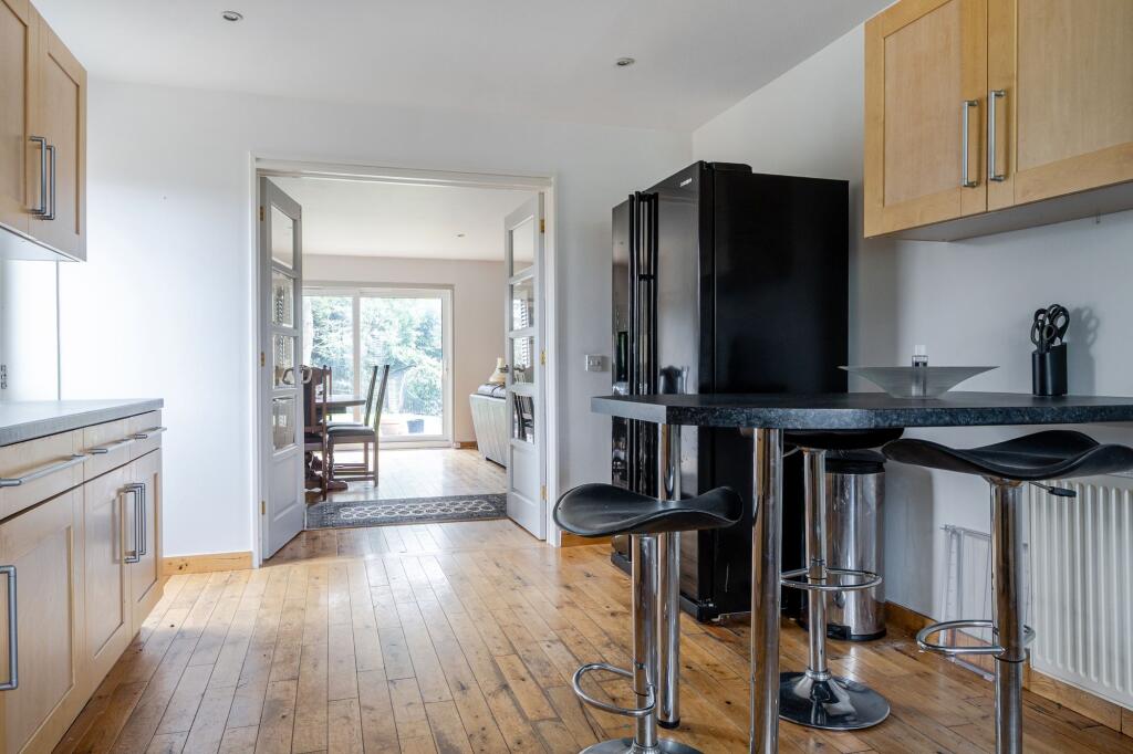 Kitchen / Breakfast Room