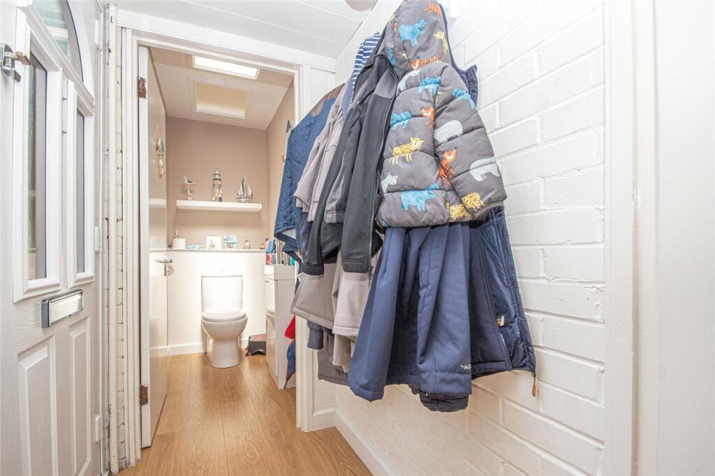 Hallway/WC
