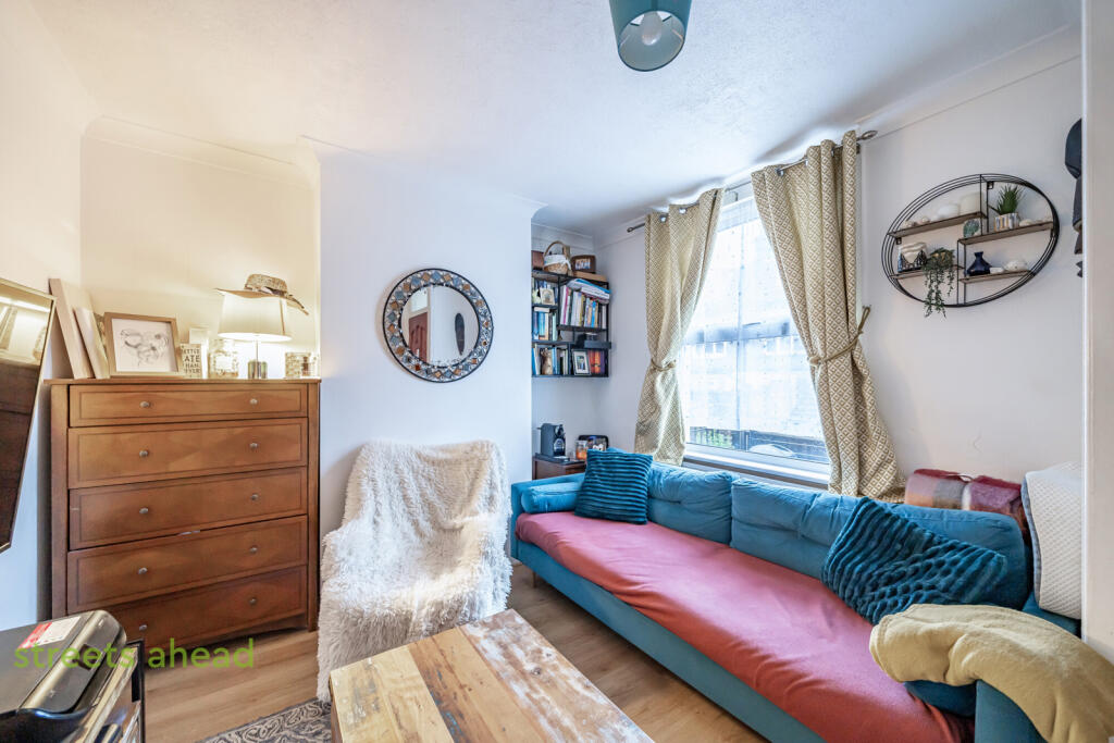 cc454a89-3717-40f...