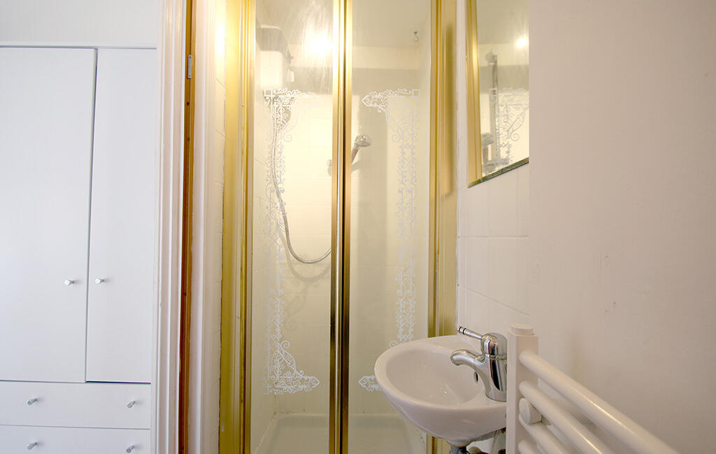Picture 9