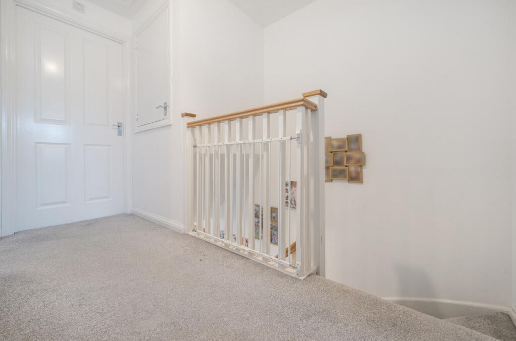 1380153-4-692852c...