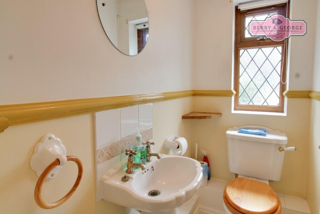 DOWNSTAIRS CLOAKROOM