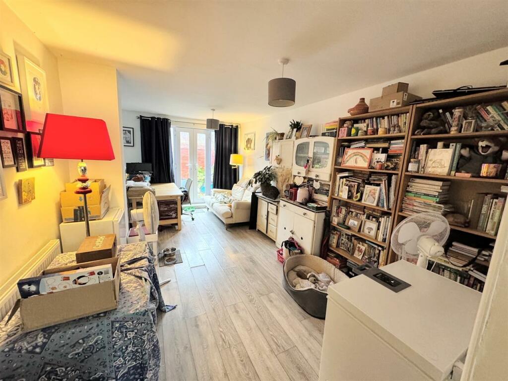 Rear Lounge