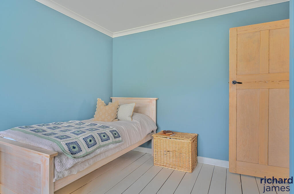 90b1c8af559740398ea4564f72c0cc77