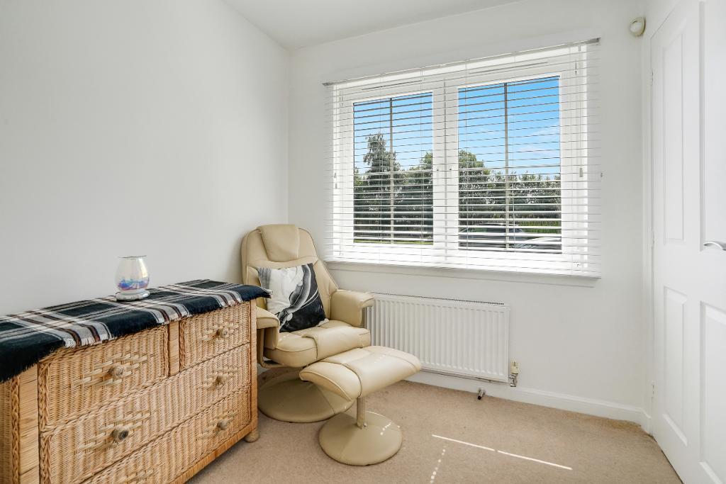 Sitting Room/Bedroom