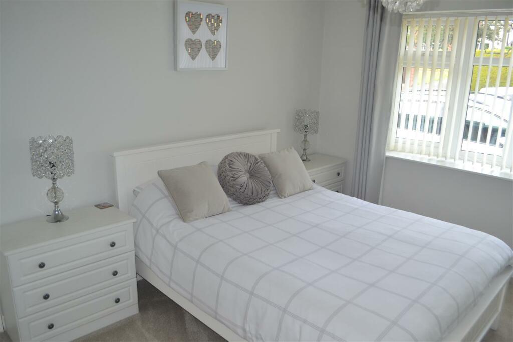 Bedroom 10.JPG