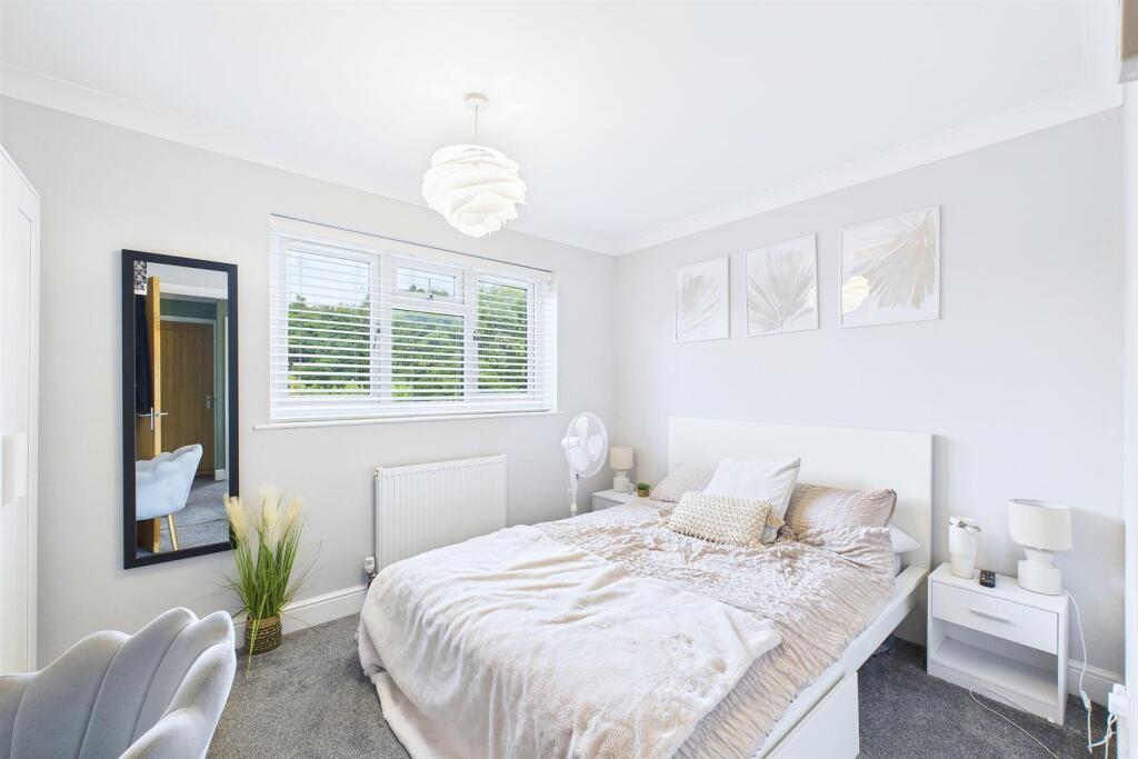 Bedroom 3.jpg