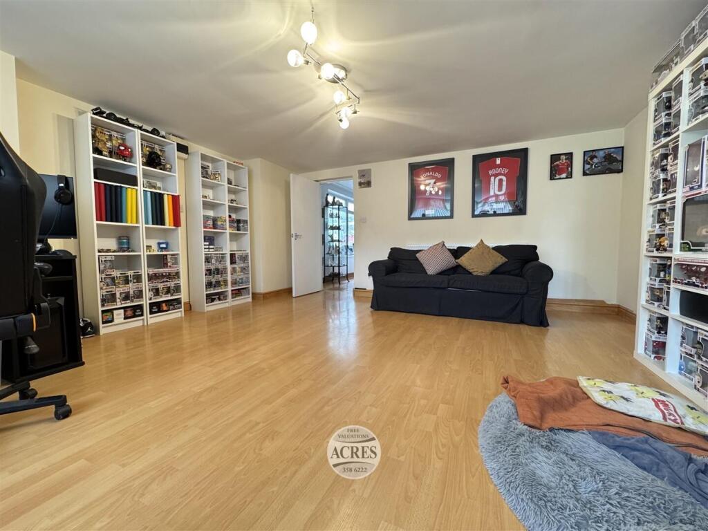 IMG_2230 (Large).jpg