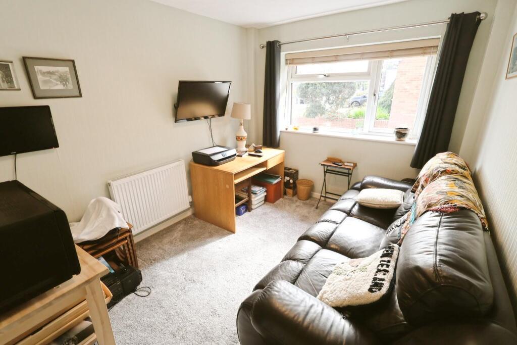 SITTING ROOM/BEDROOM FOUR