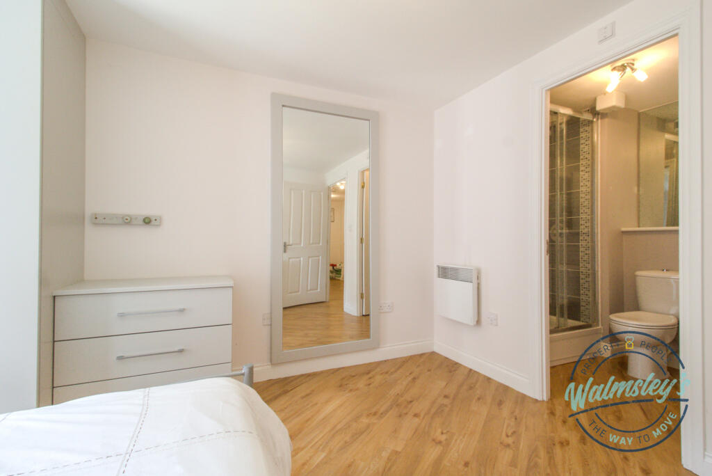 main bedroom &amp; ensuite