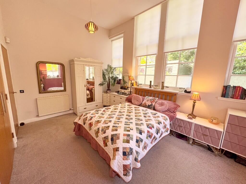 Bedroom 1 (3)