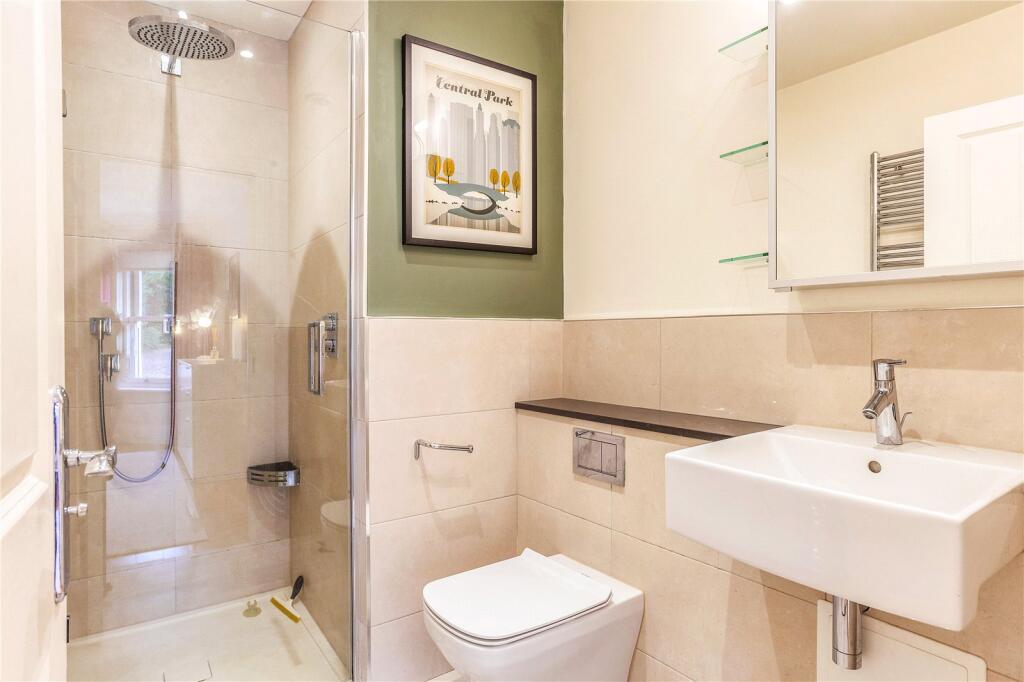 En Suite 2