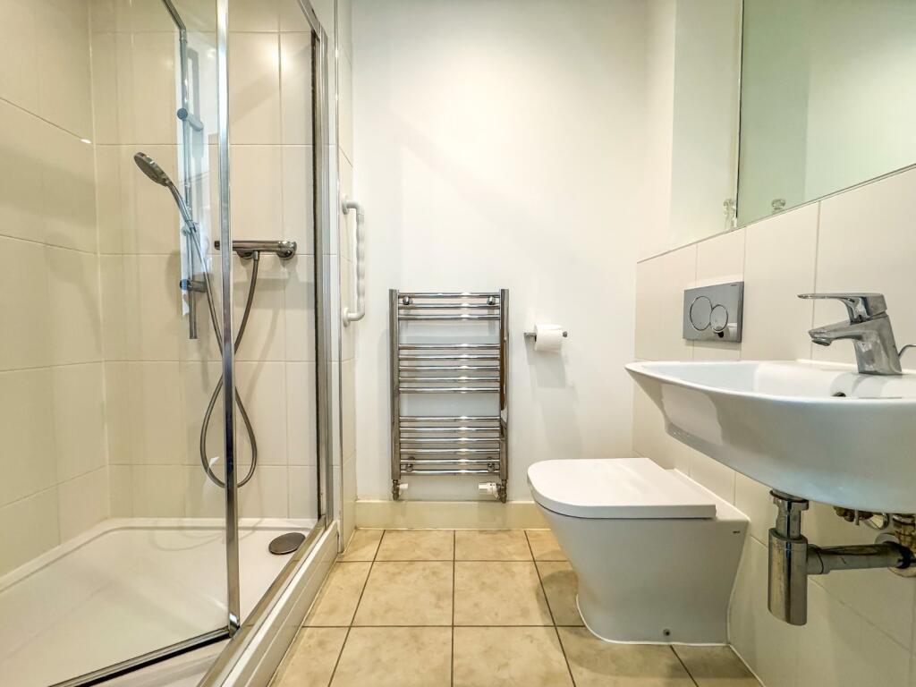 Ensuite