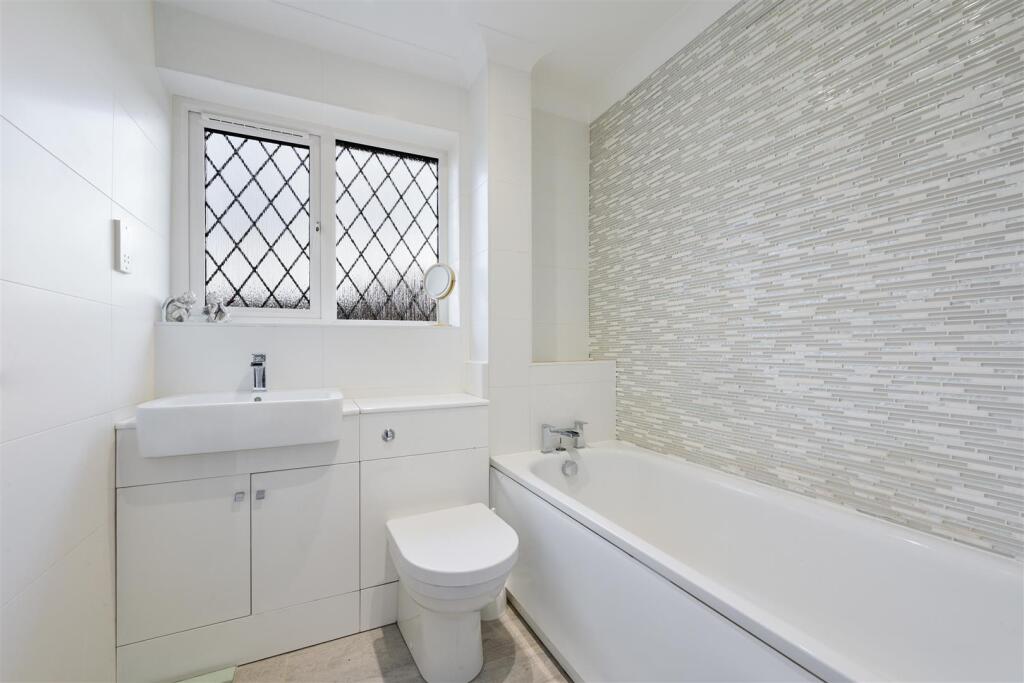 THURNHAM WAY (6).jpg