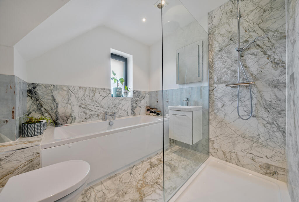 1354936-15-68c7ff...