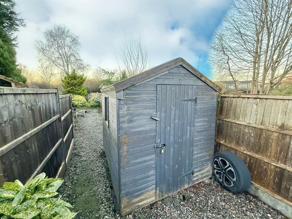 GARDEN AND SHED.jpg