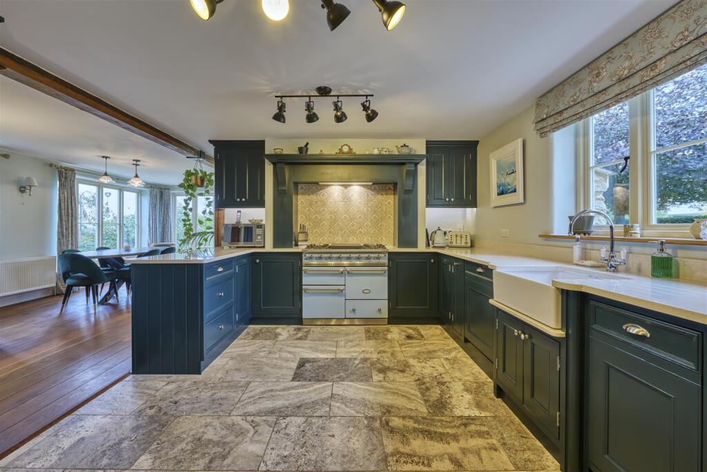 55 Glapthron Rd Upper Benefield-21.jpg