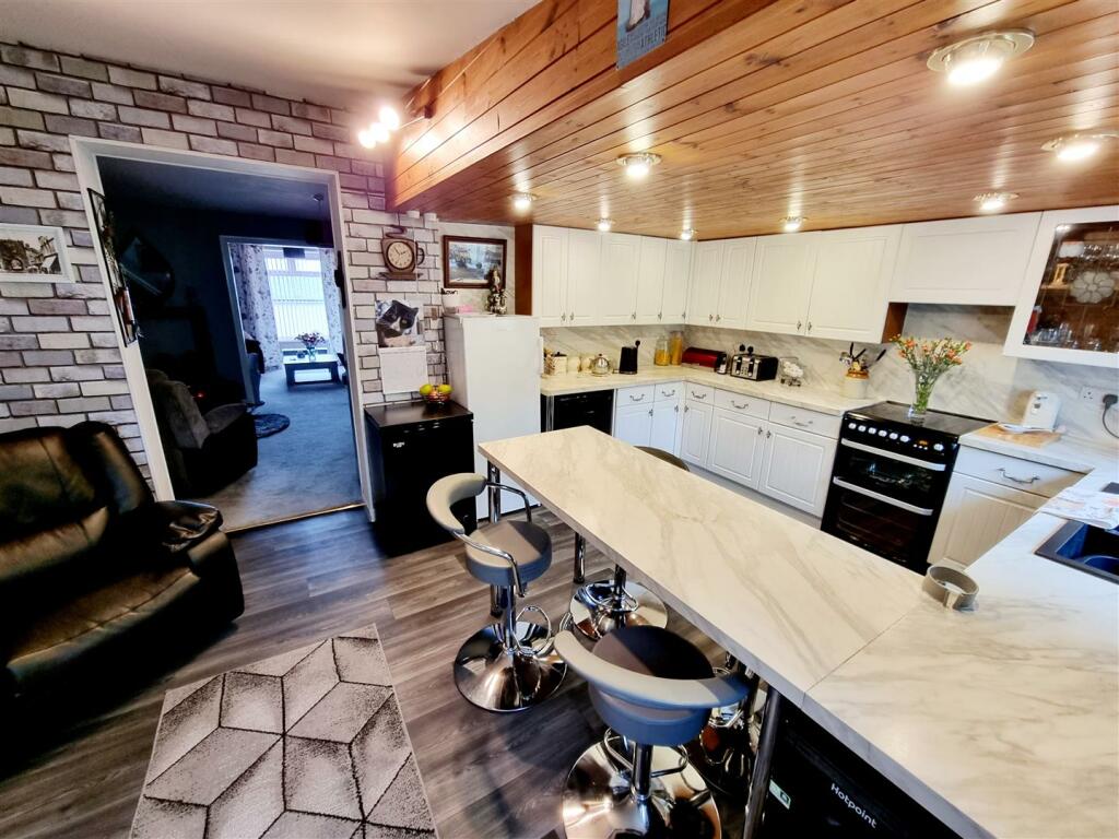 Kitchen &amp; Dining 1.jpg