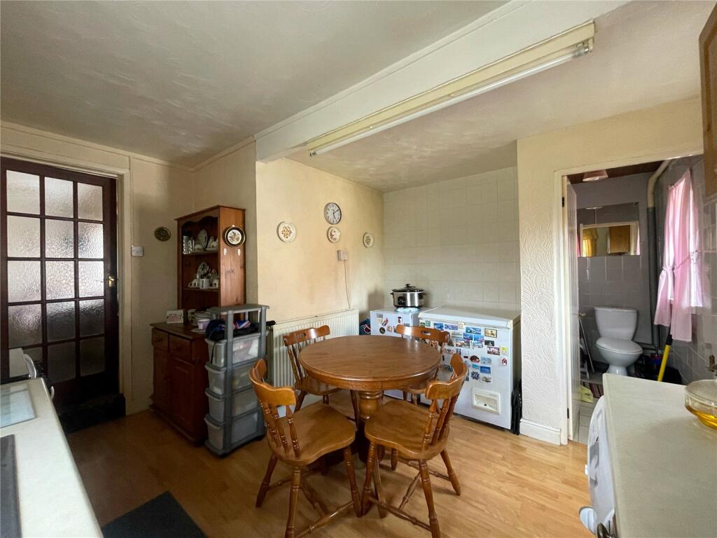 Kitchen/Downstairswc