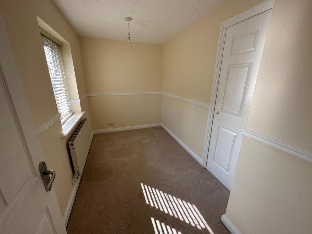 Bed 3.JPG