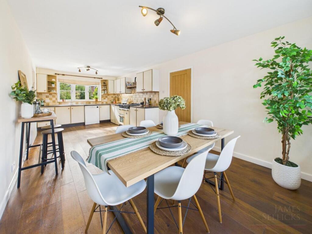 Open plan living kitchen